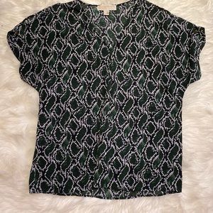 Michael Kors V-neck Blouse Short Sleeve T-shirt Size xsmall Black and Green